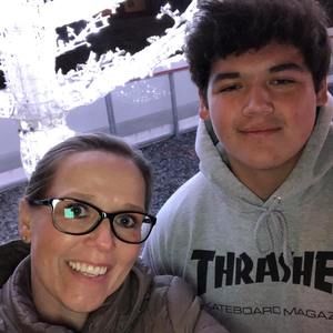 Meet your Posher, Candis